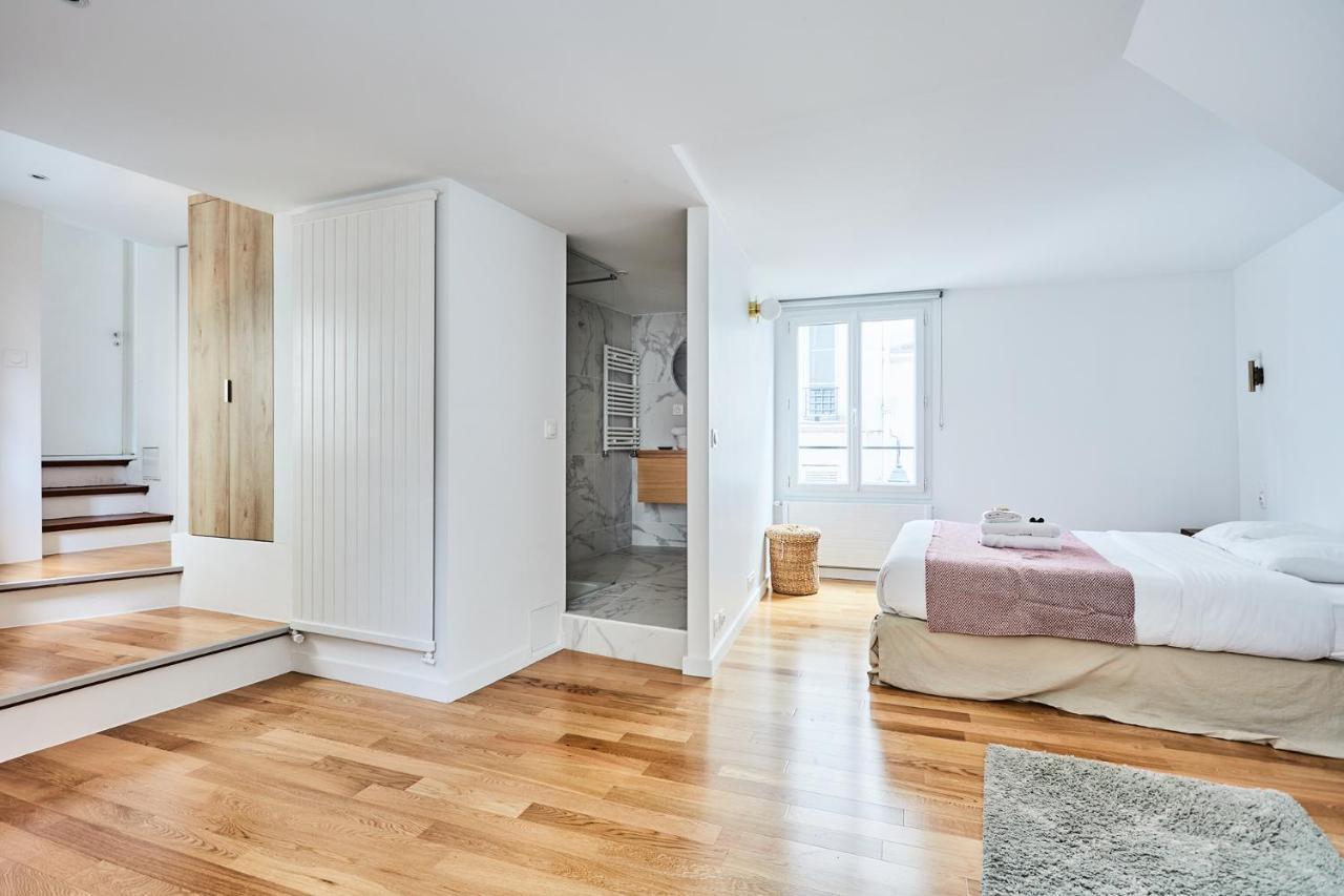 Apartment Saint Germain Des Pres By Studio Prestige Paris Bagian luar foto